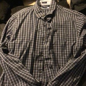 American Eagle long sleeve button down, Large